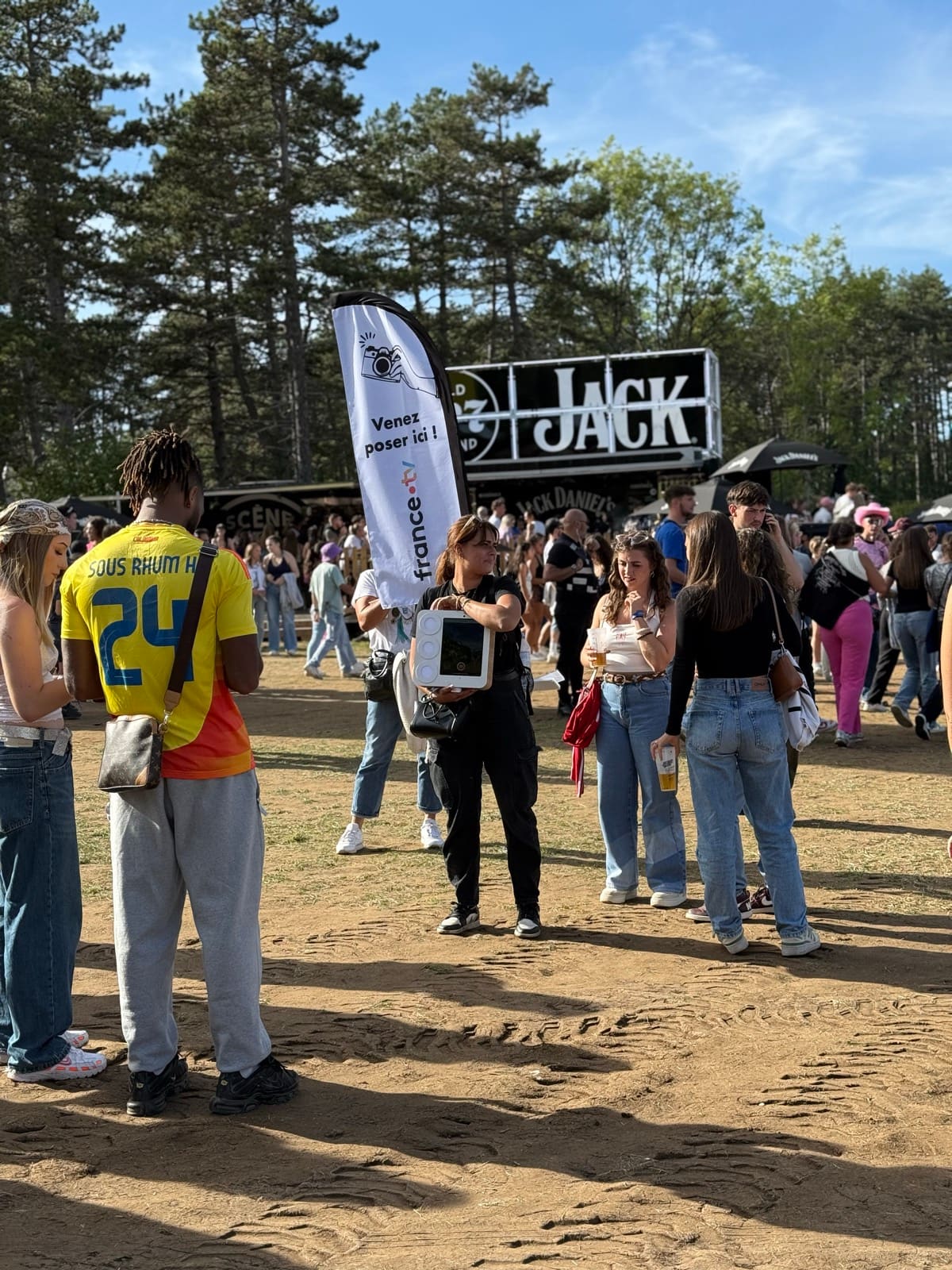Mobile Badabooth im Einsatz auf einem Open-Air-Festival